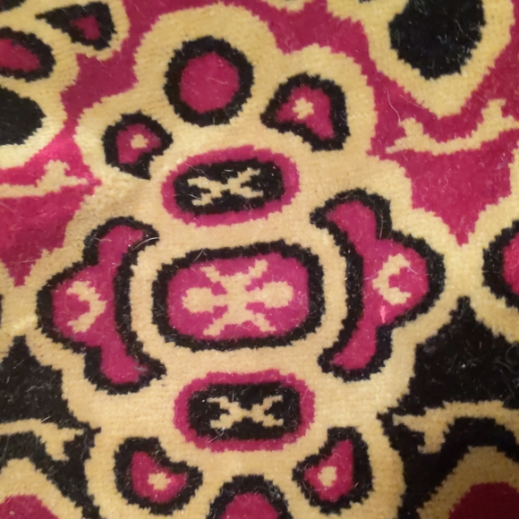 Coldwater creek hobo/bohemian style velveteen purse with metal accents. - Picture 4 of 9